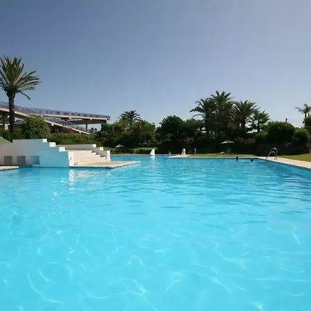 Dorada إِستيبونا